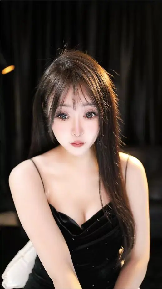 热舞小七的主播照片