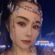 新人芷陌