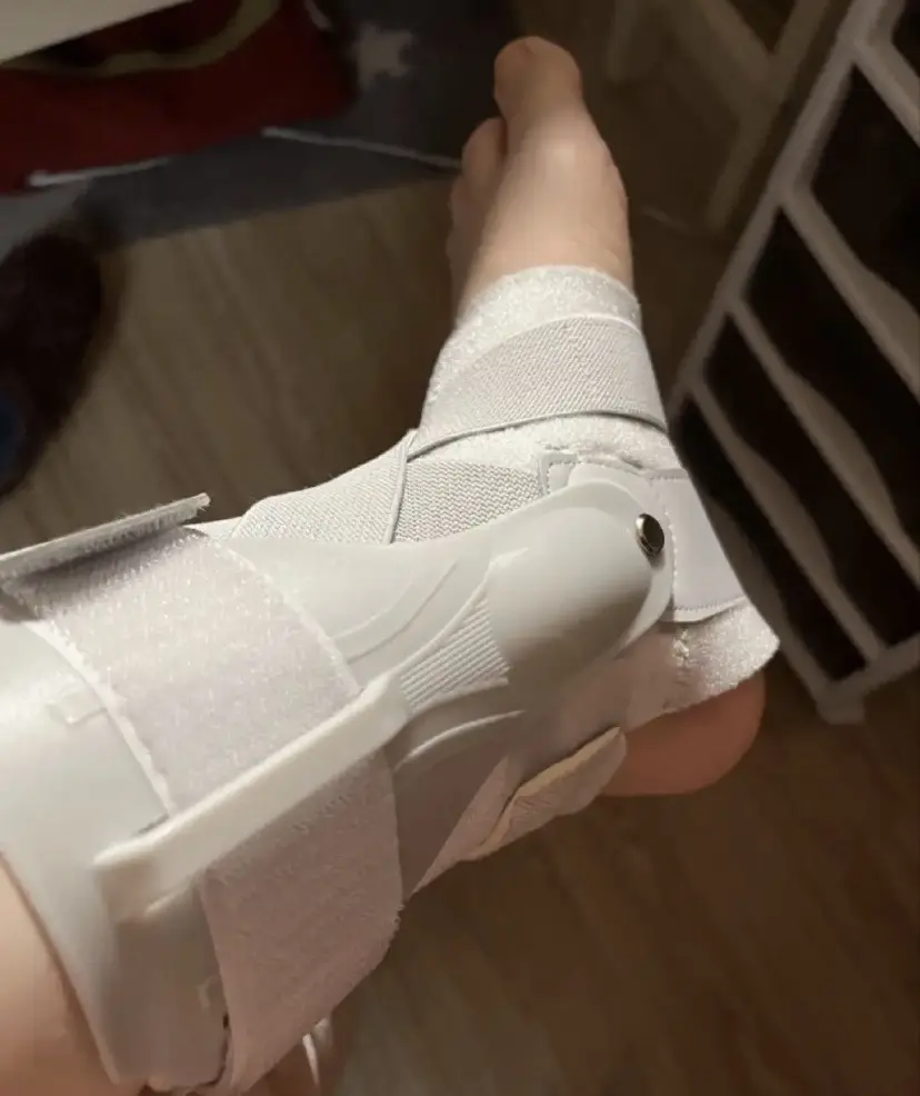 叫我靓仔呀主播图片