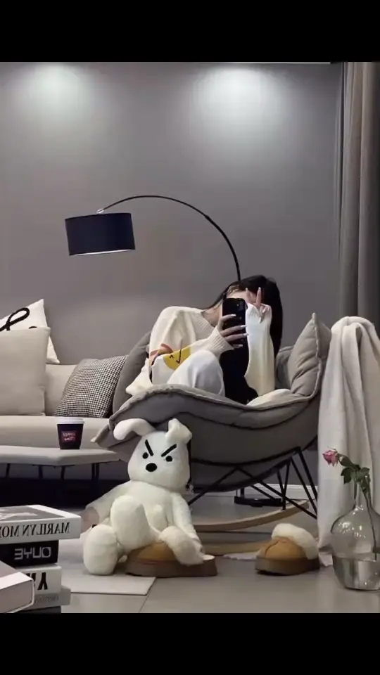 不羡慕谁的花期，不嫉