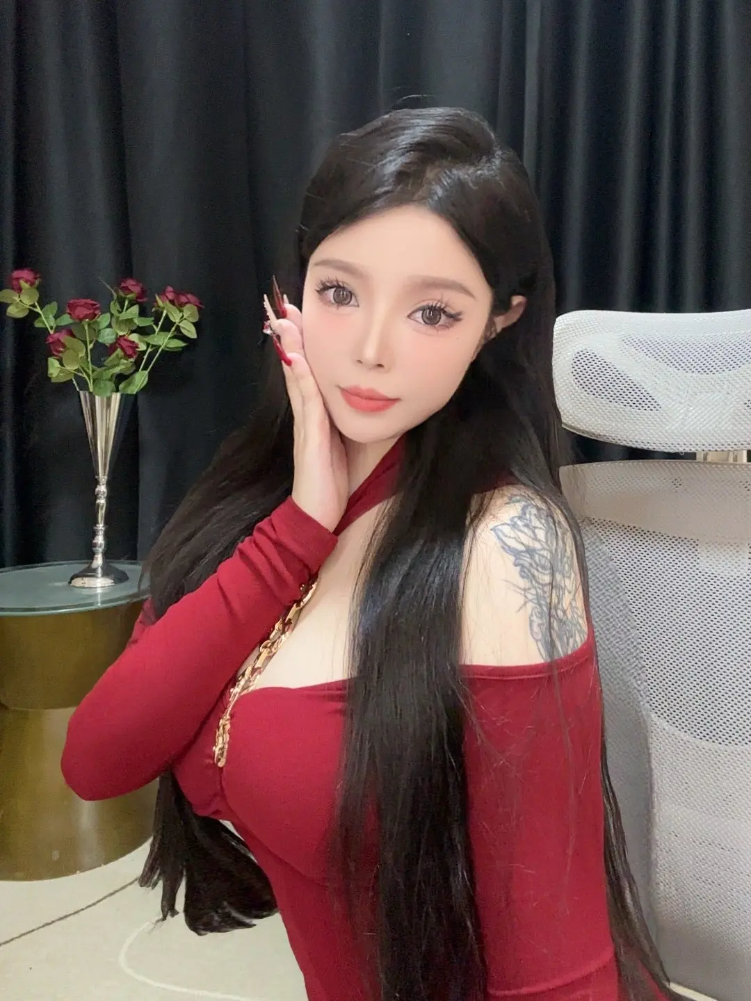 小八八退的主播照片