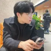 @子博