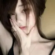 新人洁洁。