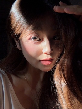 笑笑七点的图片