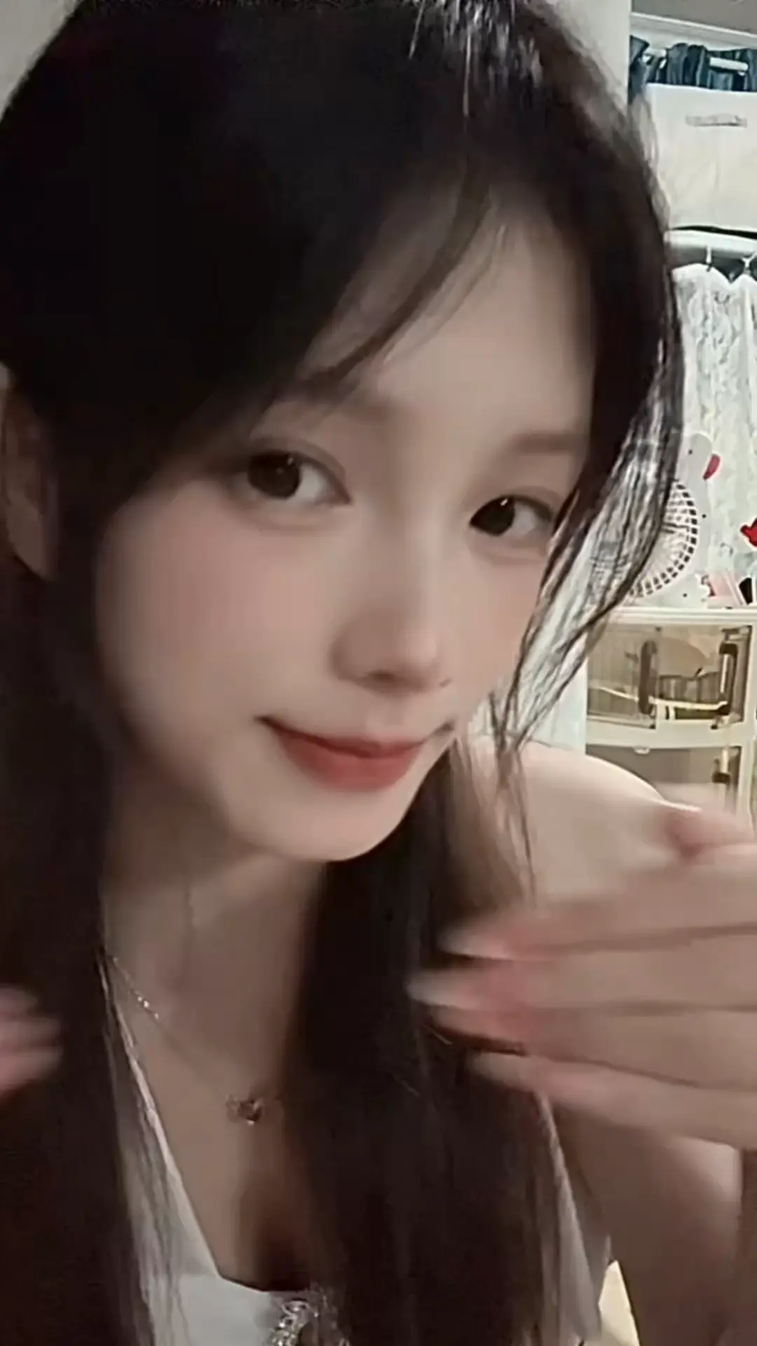 拨开天空的乌云，像蓝