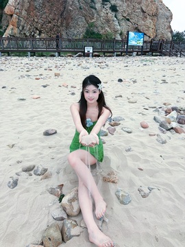 小小鱼🐬一点半播的图片