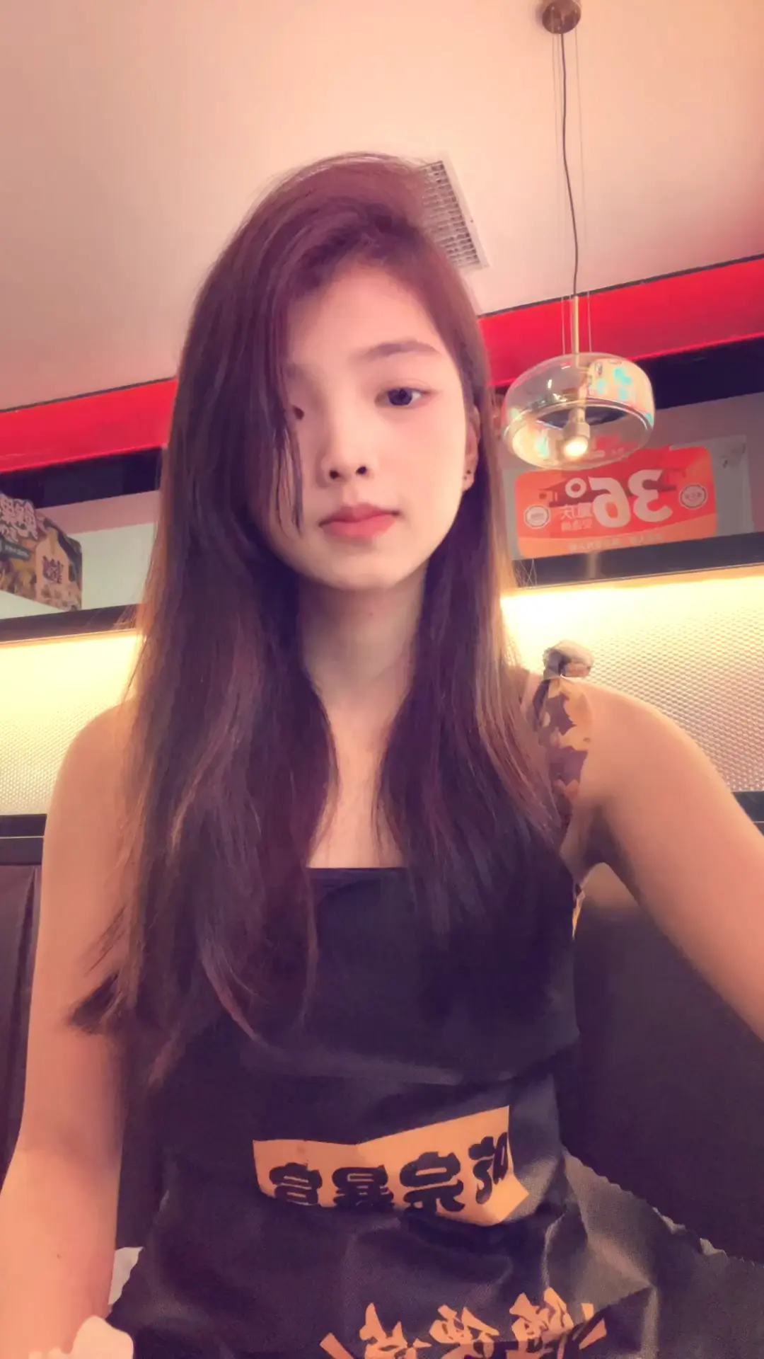介绍一下，我叫彬彬/
