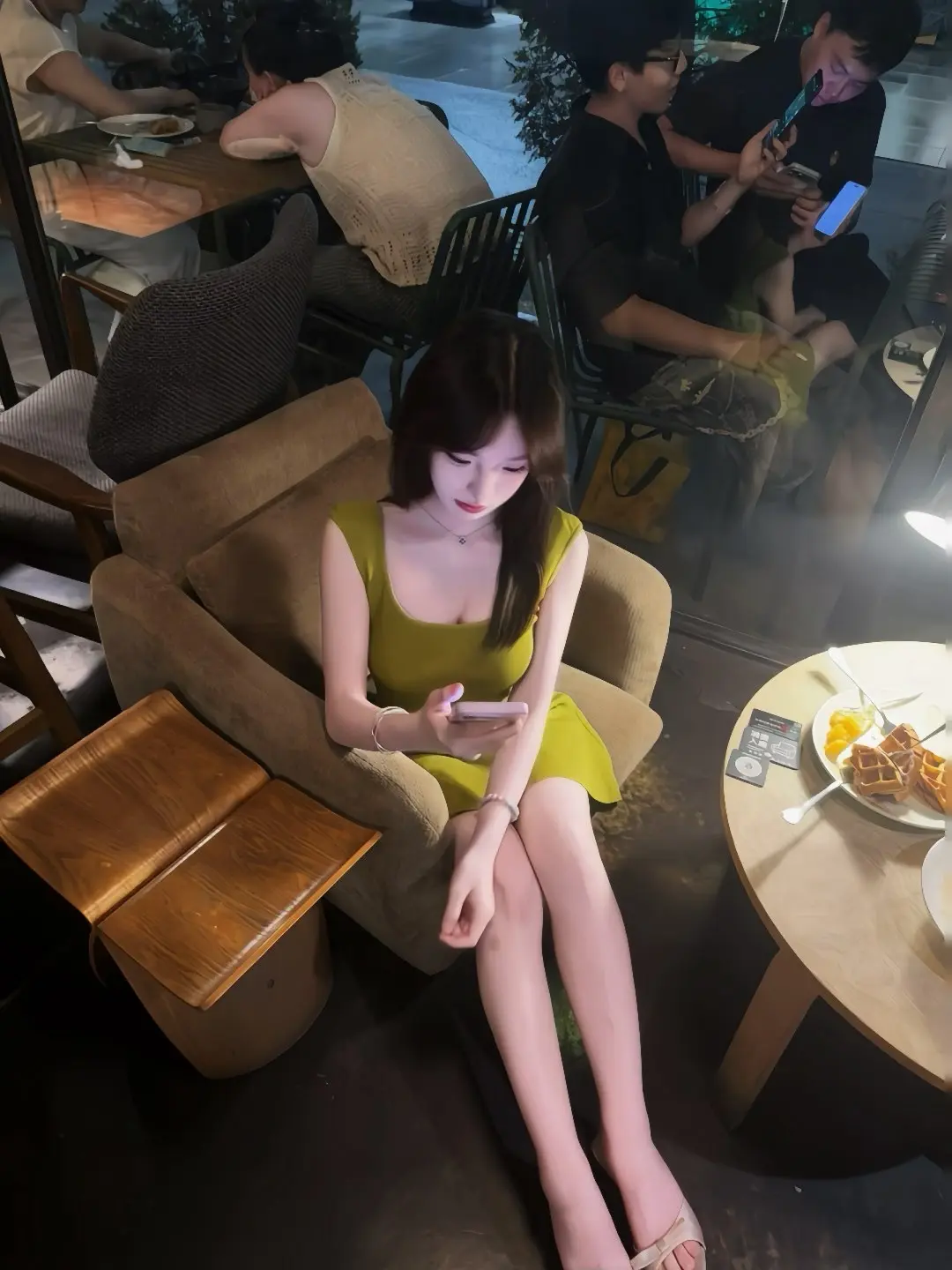 新人..小九主播图片