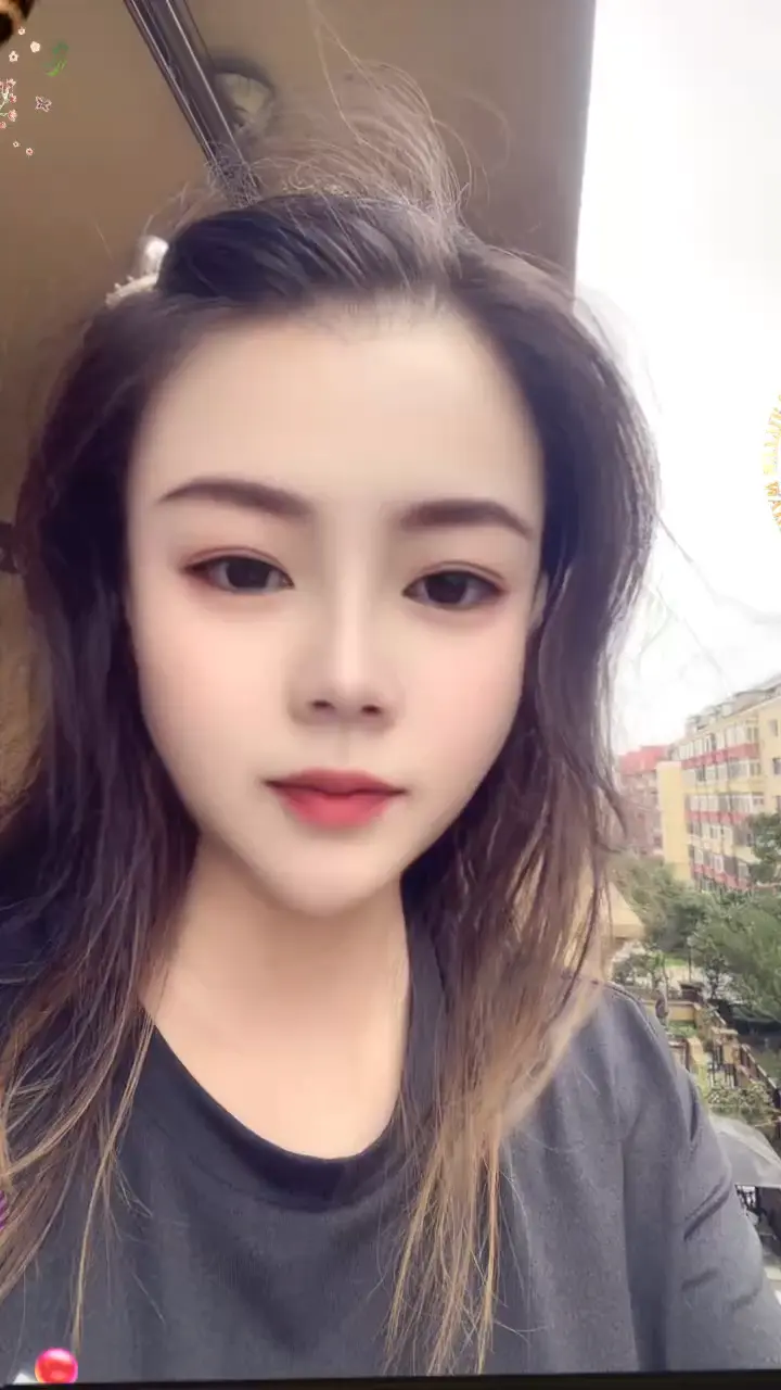 美美哒、💋💋💋