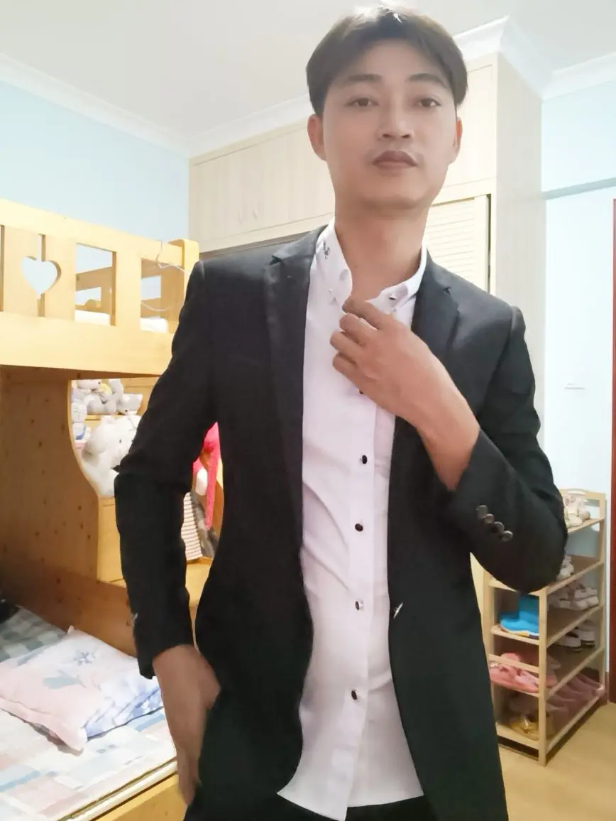篮球的火蚁。主播图片