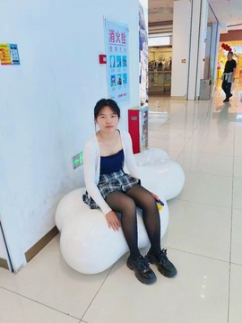 ⋛昊昊喜欢玩网络游戏的图片