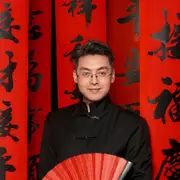 海天秋水共一色