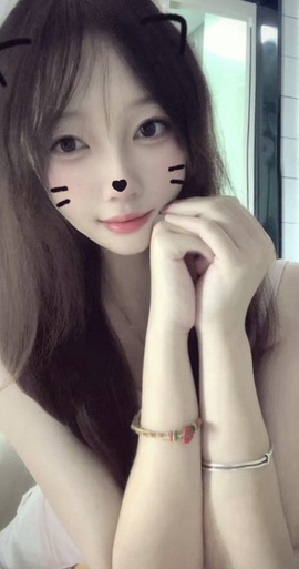 萌新白小糖的图片