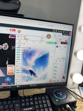 新人~月月~的图片