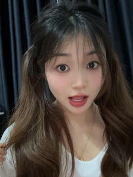 笑笑七点的图片
