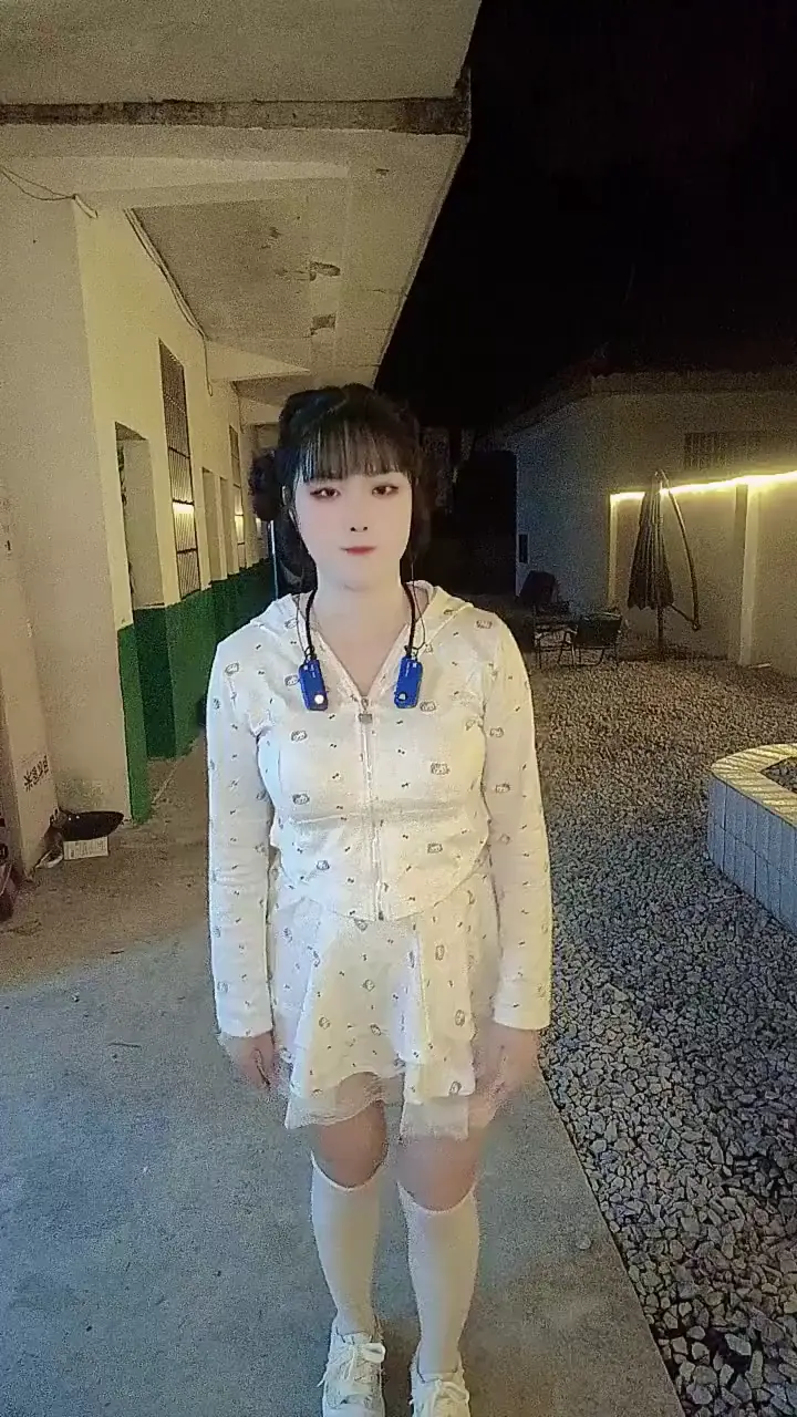 先生，你阅人无数，你