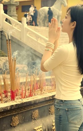 ♥大美羽儿♥求百元榜的图片