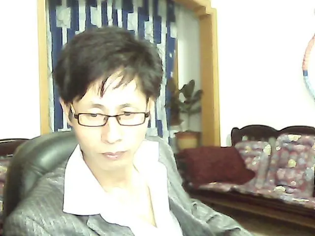 情哥玩子的主播照片